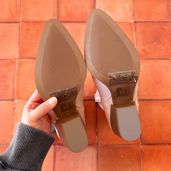 Sz 7 Forever 21 Faux Leather Embroidered Ankle Cowboy Booties In Blush NWT - Picture 5 of 7